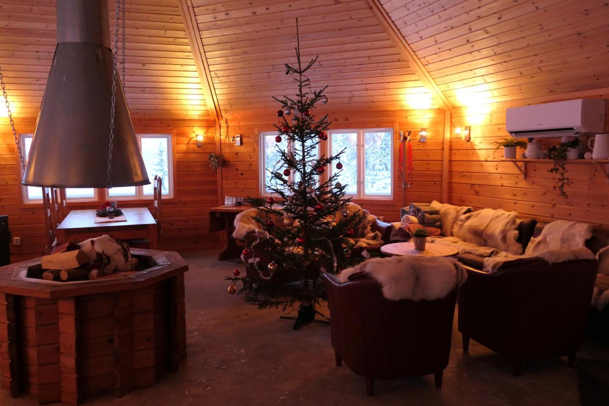 Villa Arctic Ranch Överkalix Esterno foto